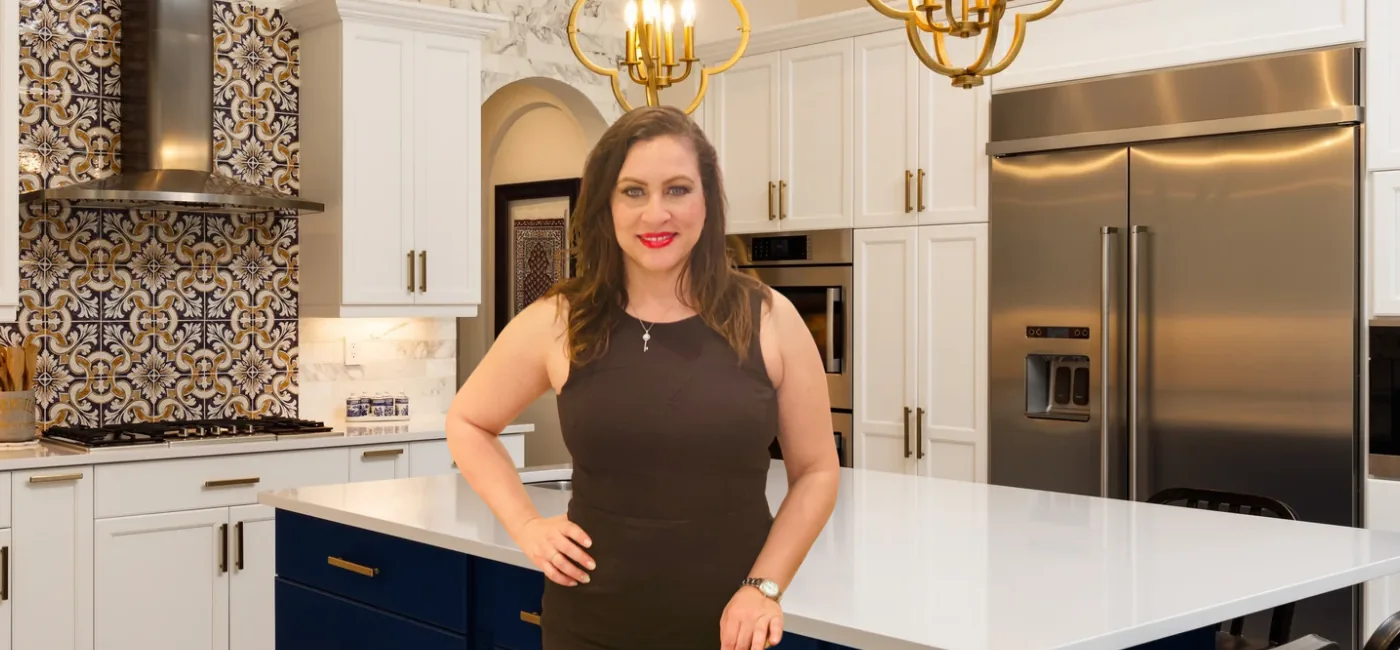 Rosa The Closer Martinez, Chicago real estate broker with Tavola Realty